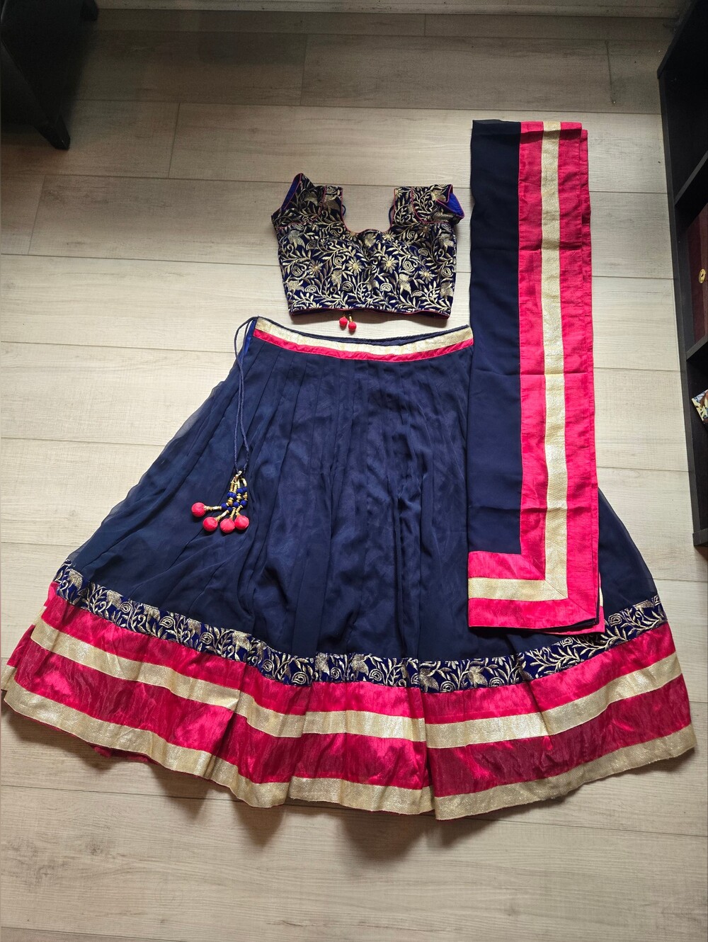 Indian Pakistani Garba Navy Gold And Pink Lengha Size S